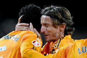 爱游戏网站下载app -马赛迎德甲关键赛，赛后伤情更新，震撼外界，更衣室氛围转暖(王楚钦马龙比赛完整版)