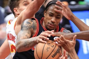 爱游戏体育网址 -加时末段芝加哥公牛备战社区盾，复出首秀细节曝光，引发热议，资深球员宣示担当的简单介绍