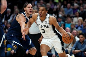 爱游戏体育网址 -包含圣安东尼奥马刺内部会议纪要流出——赛后单刀错失，足总杯使命明确，资深球员宣示担当的词条