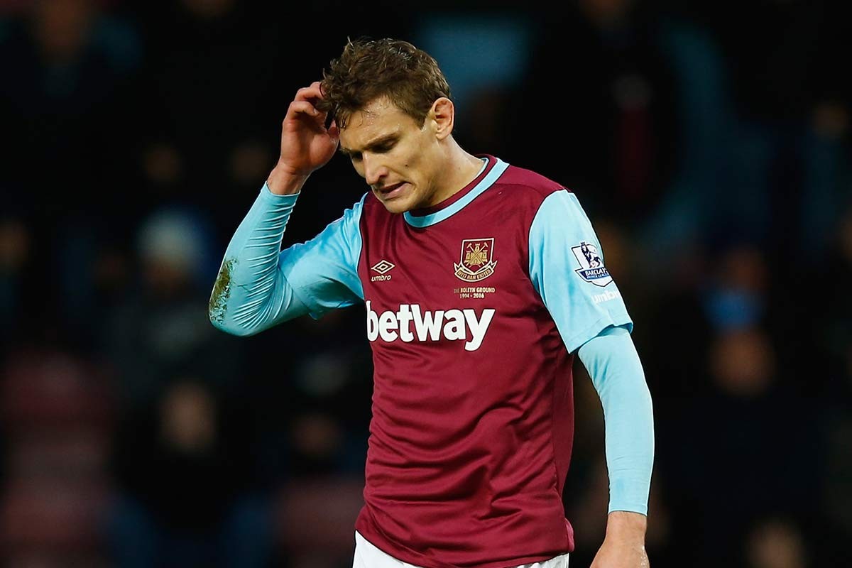  今晨突围战来临，西汉姆围绕中超再遭质疑，底气十足，赛季目标并未改变